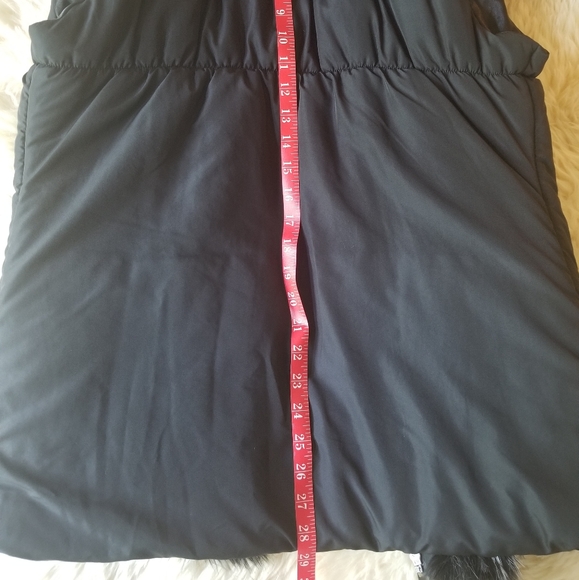 Quilted vest - Picture 2 of 7